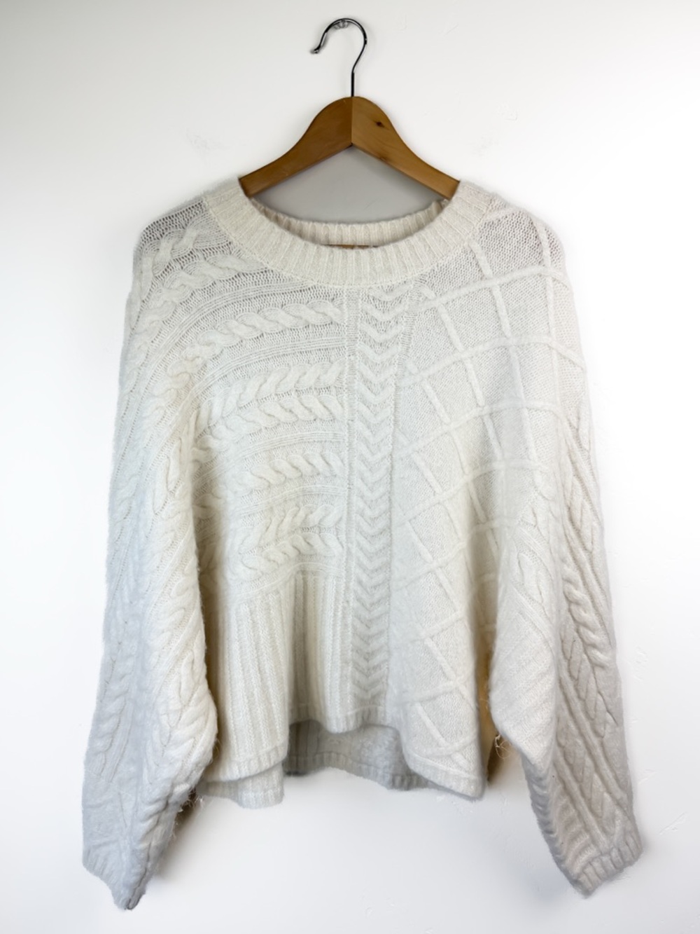 Abercrombie & Fitch Cream Cable Knit Oversized Sweater S/M